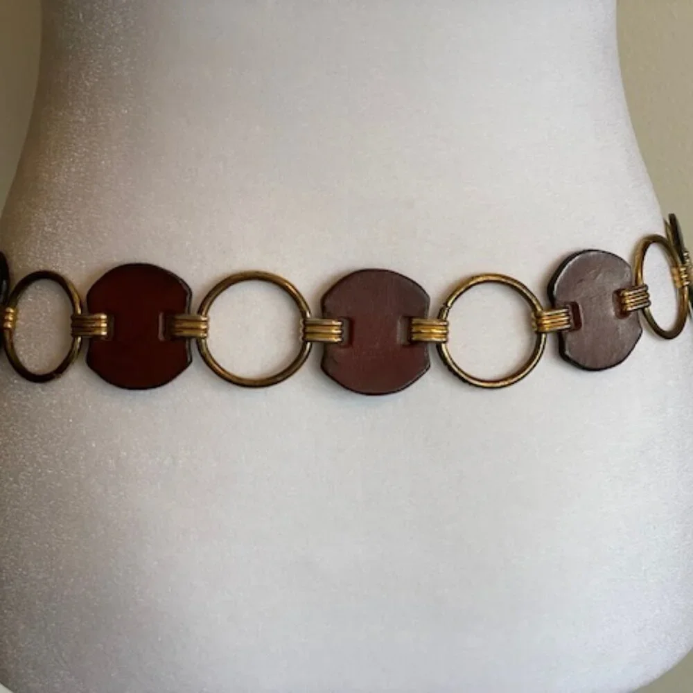 ETIENNE AIGNER Leather Gold Ring Signature Brown Vintage Belt 1515